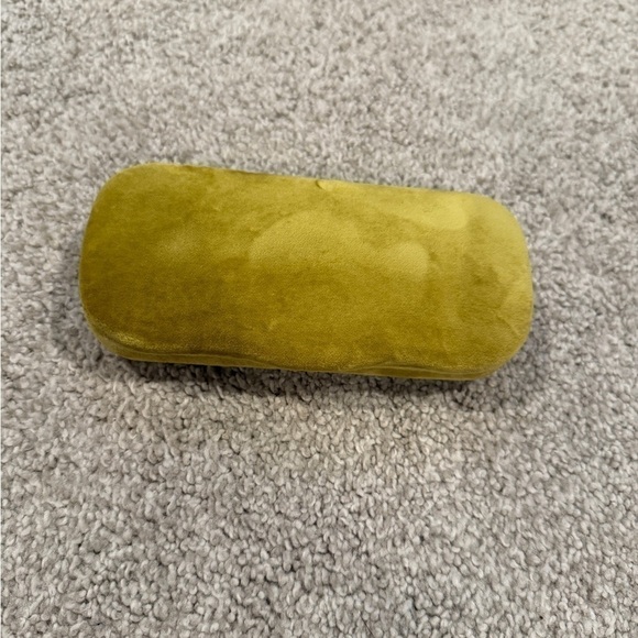 Gucci Women's Eyeglasses Glasses Case Yellow Gold Velvet Hard Clamshell - Picture 2 of 5